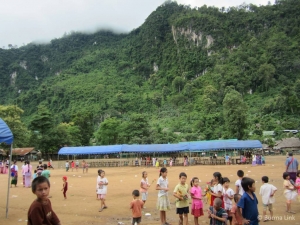 Refugees in Mae La