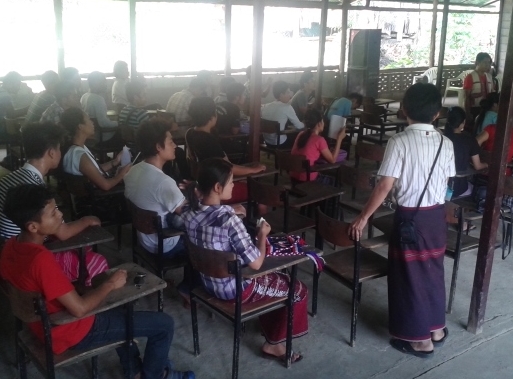 Karen youth meet in Mae La camp