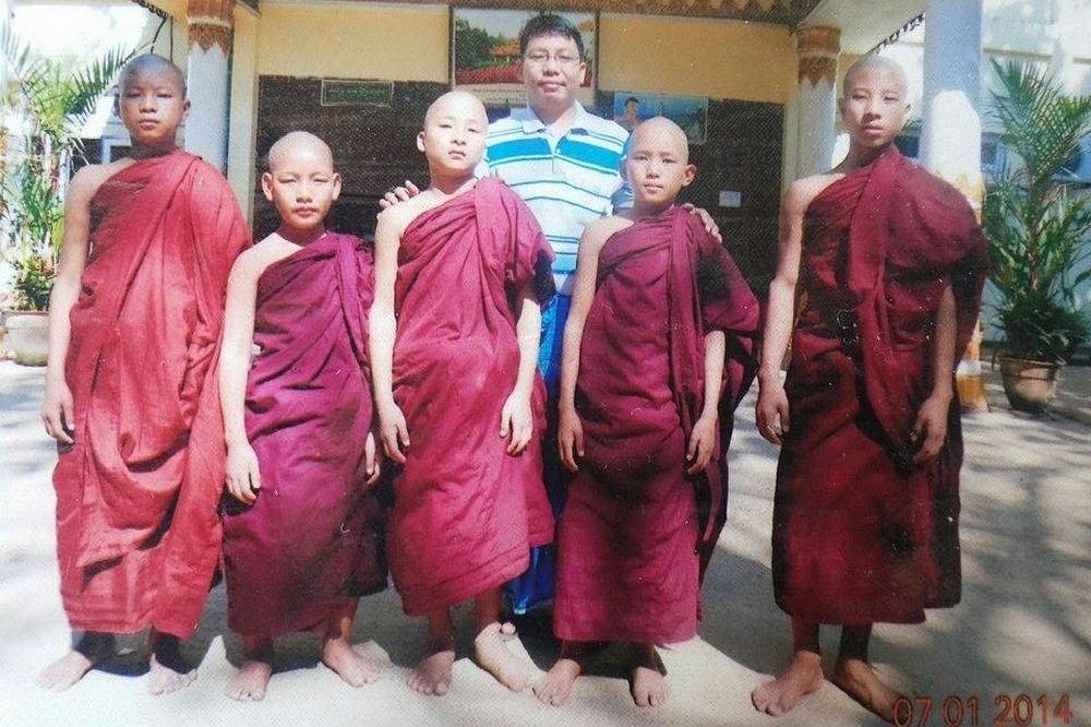 Naga novice monks