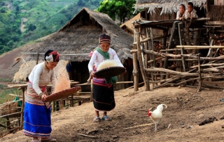 Lahu women
